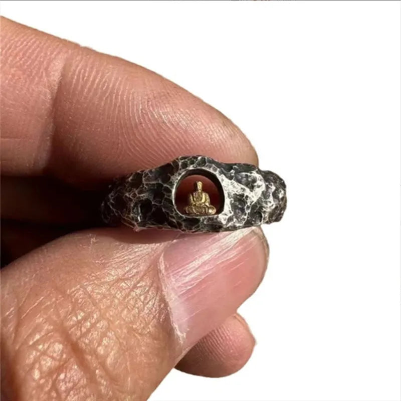 Hand-forged copper ring with textured Buddha design and rock-like surface in size UK 8