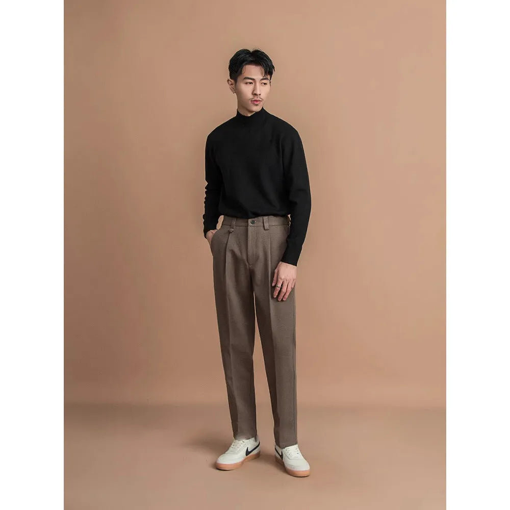 Men's straight-leg business casual trousers in polyester fabric with draped cut