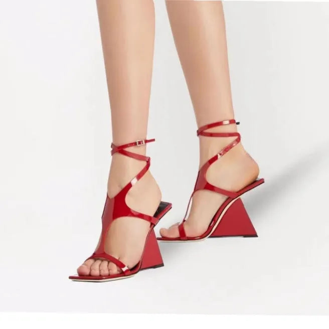 Women's black high heel sandals with 9.5cm block heel and buckle strap