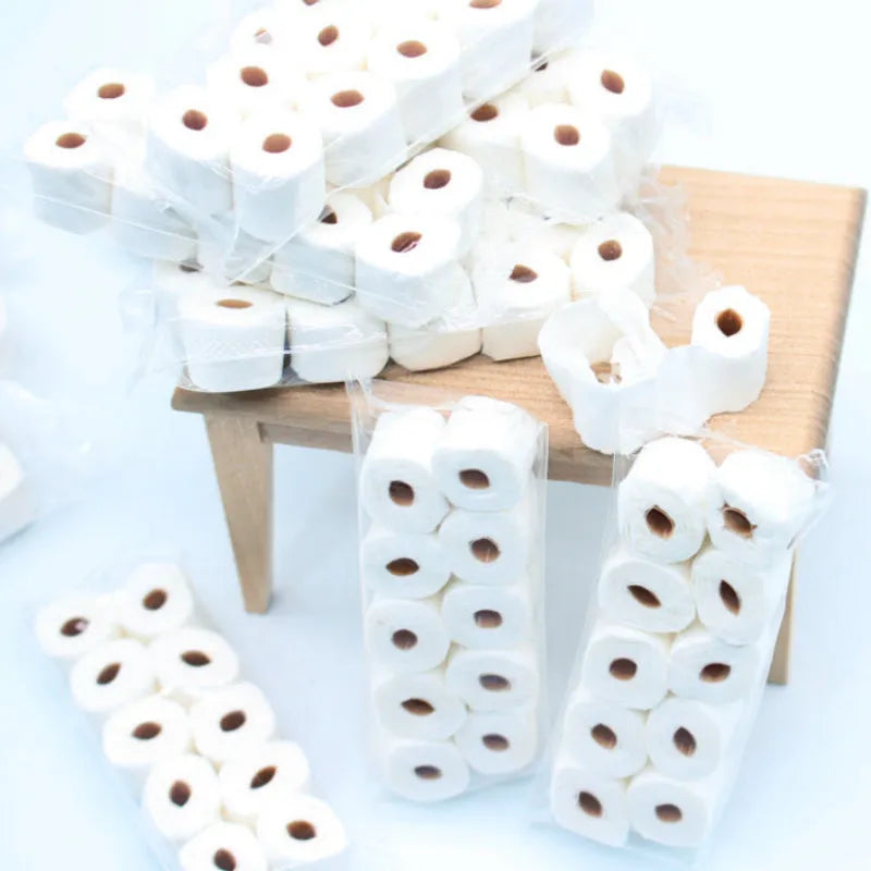 Simulated miniature tissue roll paper model for children’s roleplay toys