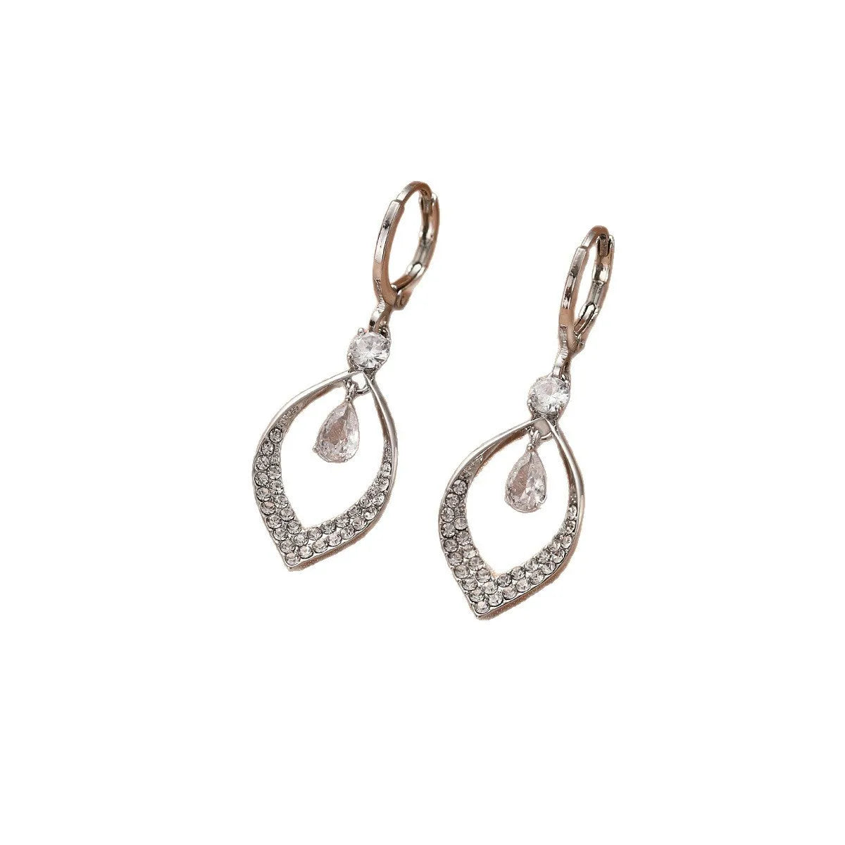 Women's copper water drop tassel earrings with a choice of gold or silver thickened buckles.