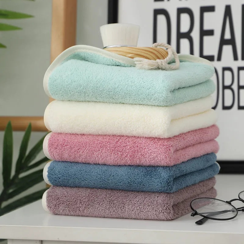Thickened high density coral fleece face towel 30x60cm with plain weave and edging, shown in available colours for face washing