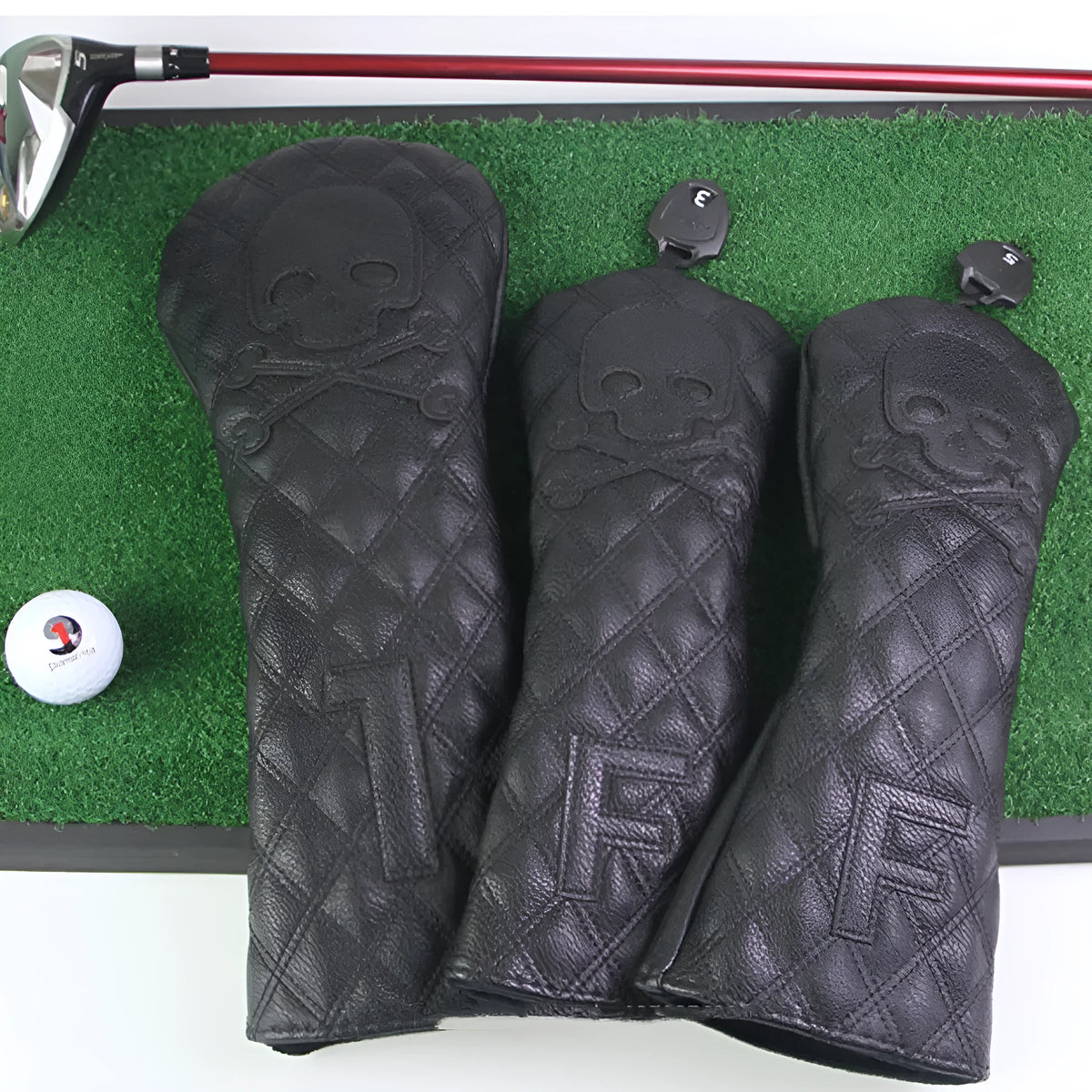 Black and white golf wooden pole waterproof protective cover for club organisation