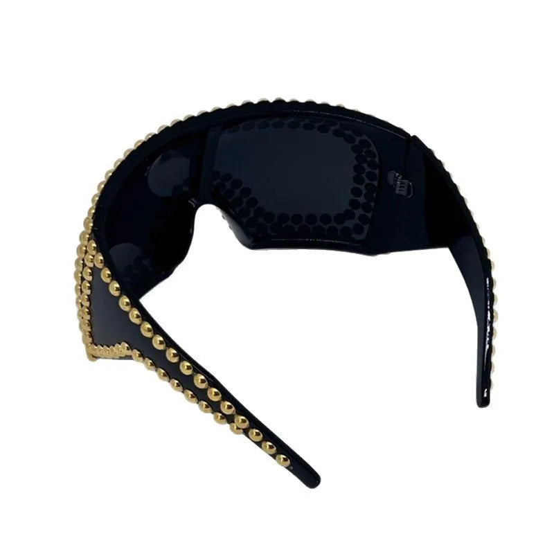 Men's punk sunglasses with super large square rim and rivet details in silver colour