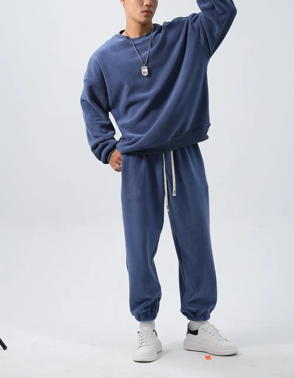Men's polar fleece sports suit with crew neck top and padded trousers in multiple colour options