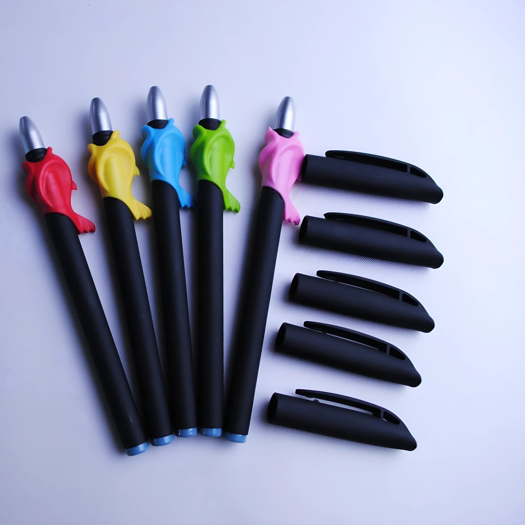 Automatic fading pen set with 0.5mm tip, plastic 130mm body, eight refill cores and pen holder