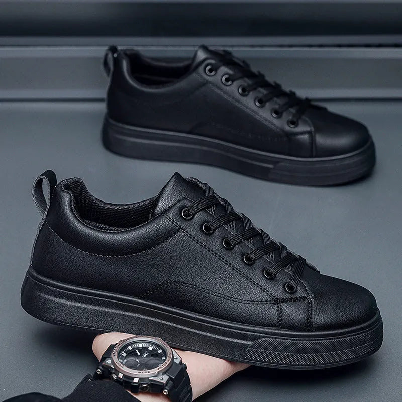Men's low-top casual sneakers in Korean style with round toe and flat rubber sole