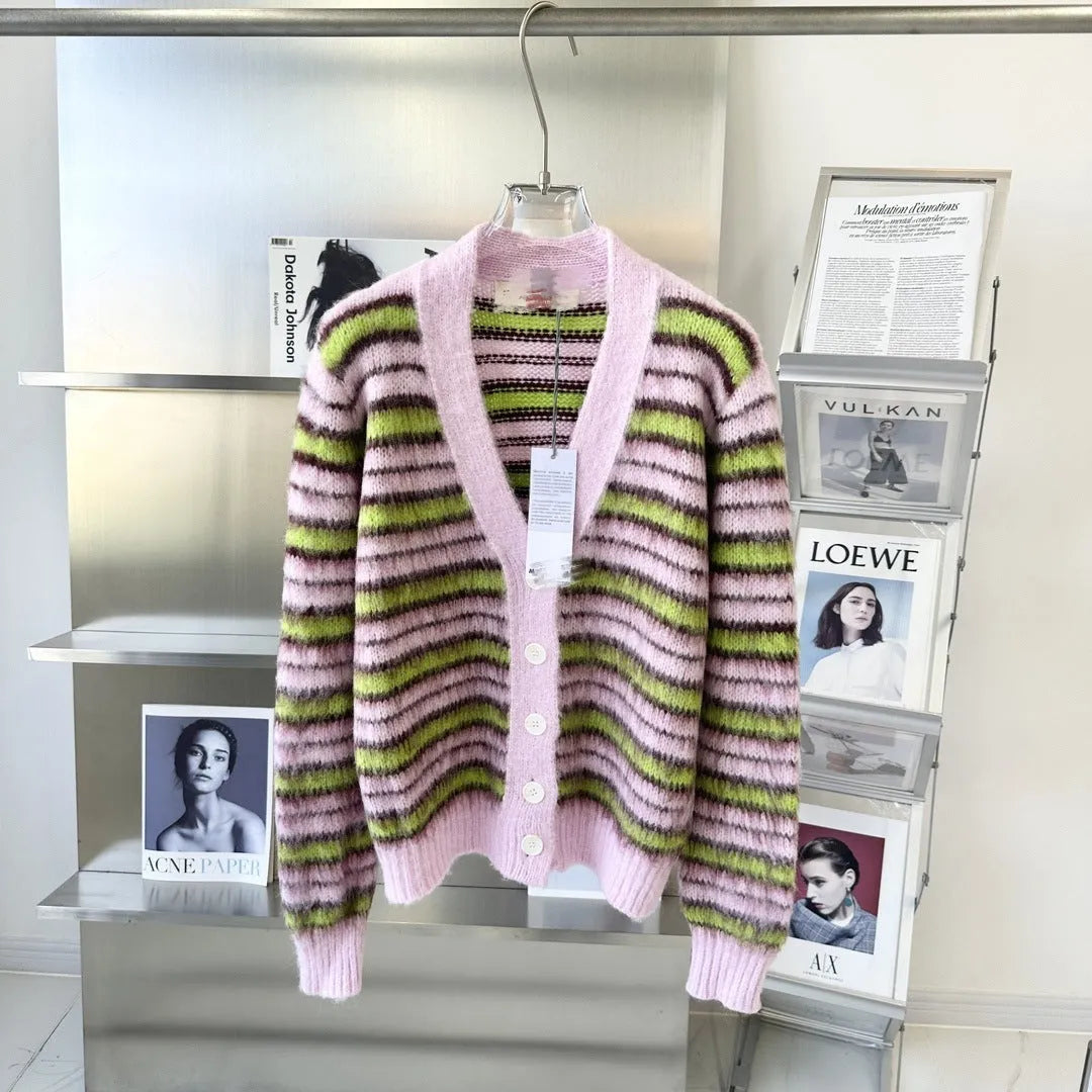 Pink wool knit cardigan sweater in socialite style with contrast colour details