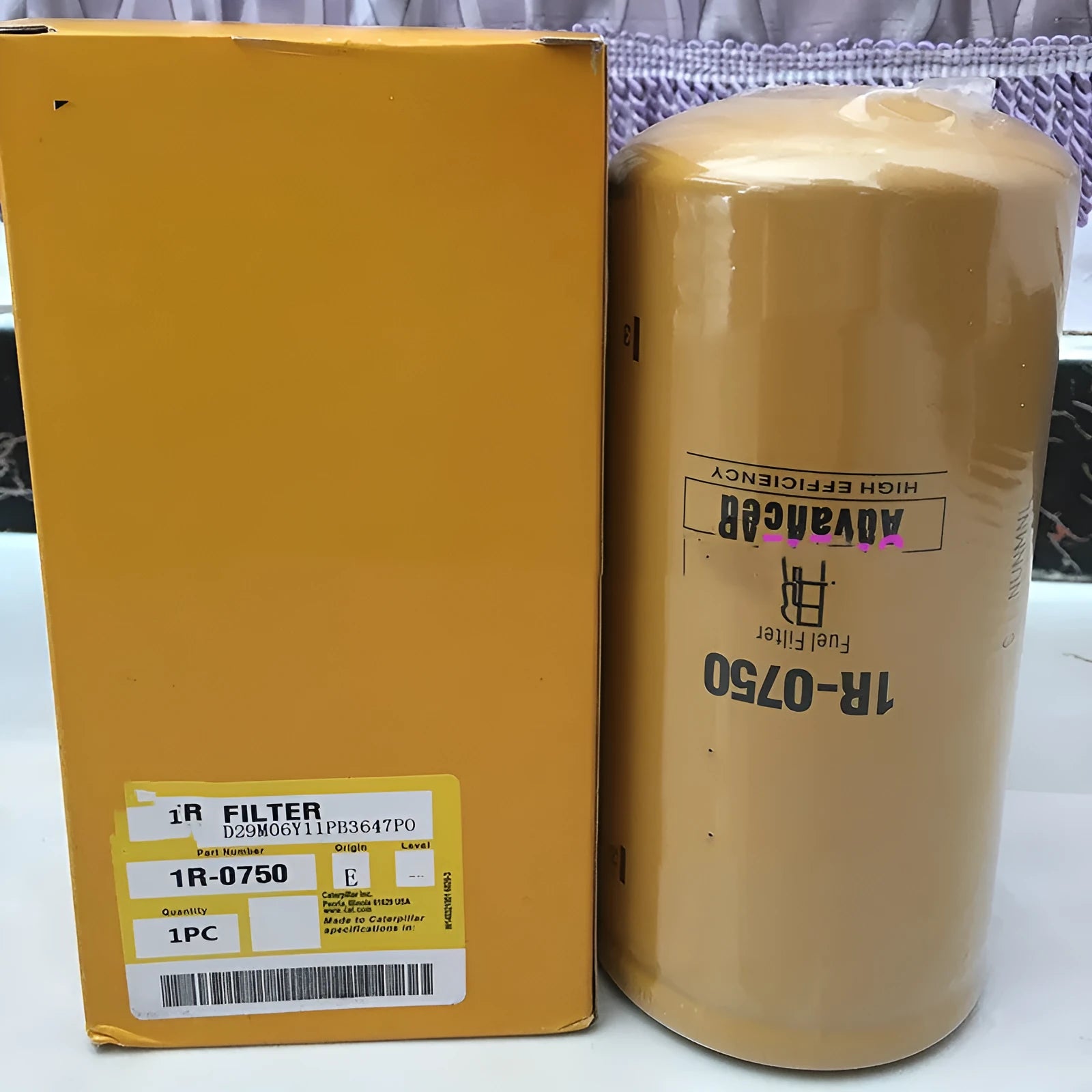 1R-0750 fuel filter element cartridge for diesel fuel oil filtration systems