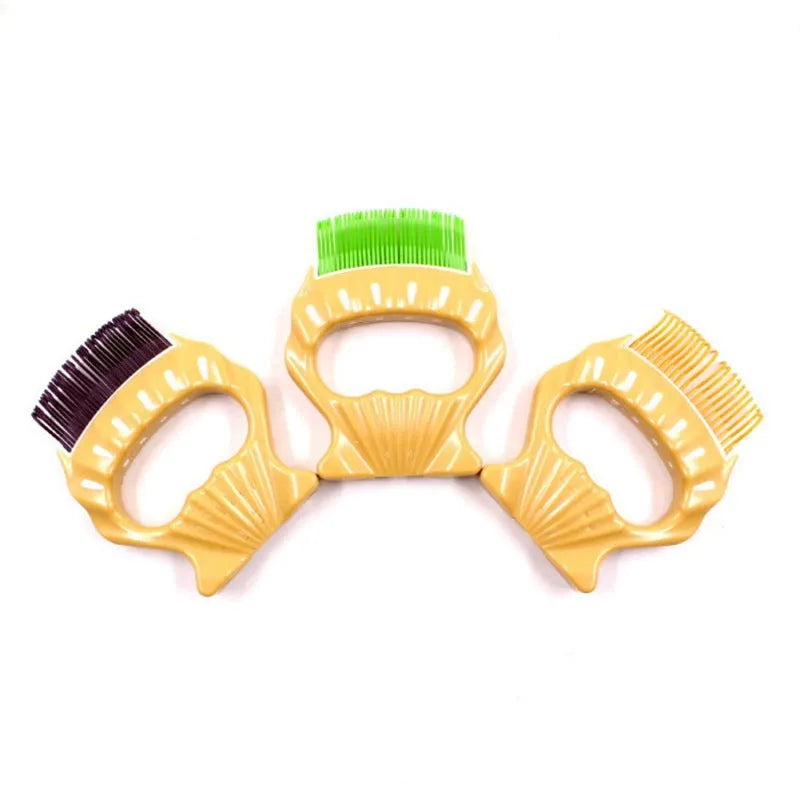 Shell-shaped pet grooming brush with bent wire bristles in green, orange or purple colours