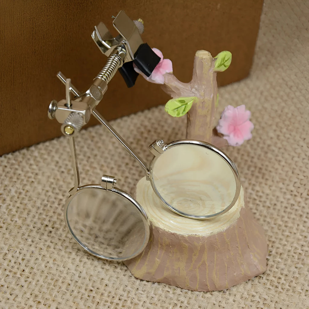Metal bracket glasses double clip with spring attachment and glass magnifying lens