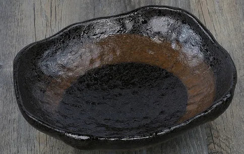 Japanese coarse pottery sashimi bowl set with irregular shape and floral decoration