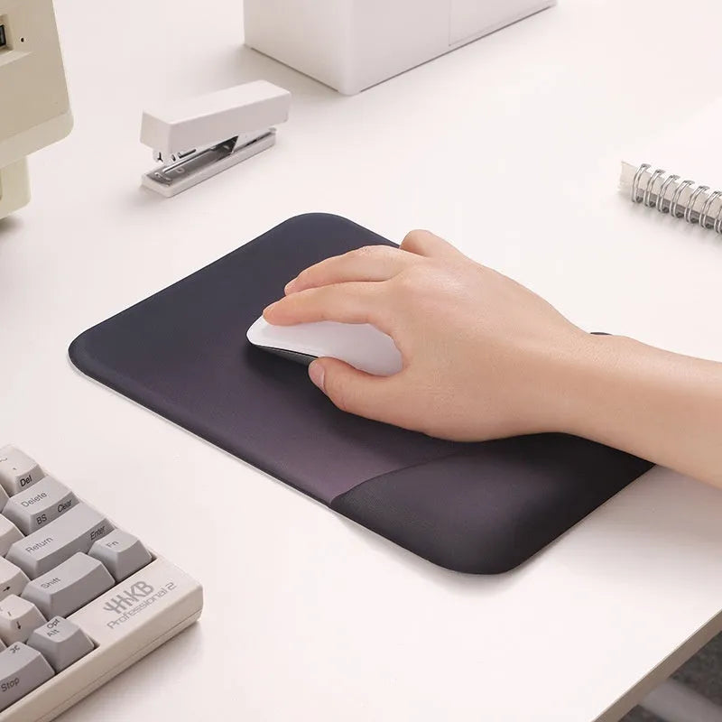 Square silica gel wrist mouse pad with cloth surface and wrist strap, 250mm by 180mm