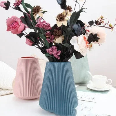 Colourful melamine plastic flower vase for home decor and office styling