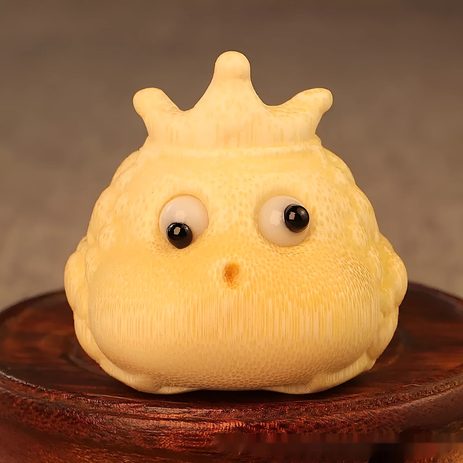 Solid bamboo carving of the Crown Princess Toad, a cute style decorative ornament.
