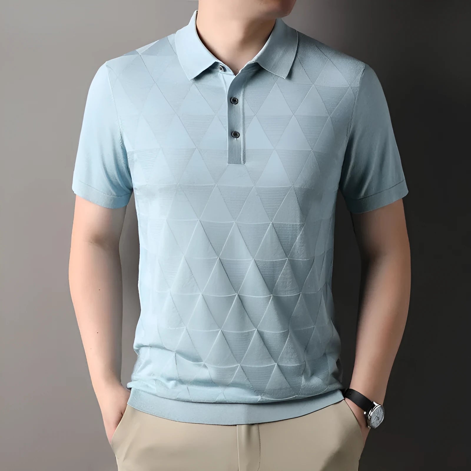 Men's short sleeve ice silk lyocell T-shirt in regular fit showing quick-dry fabric construction