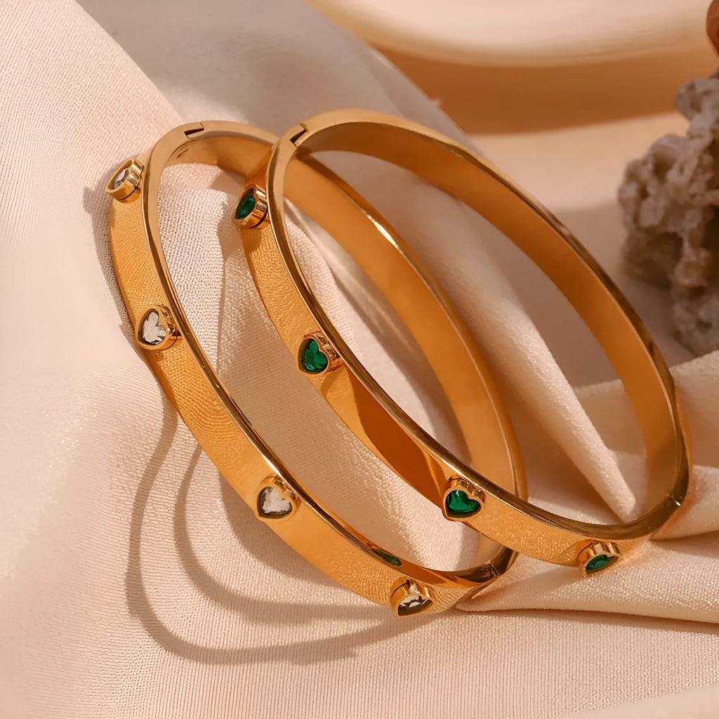 Stainless steel peach heart bracelet with micro-inlaid coloured stones in gold electroplated finish