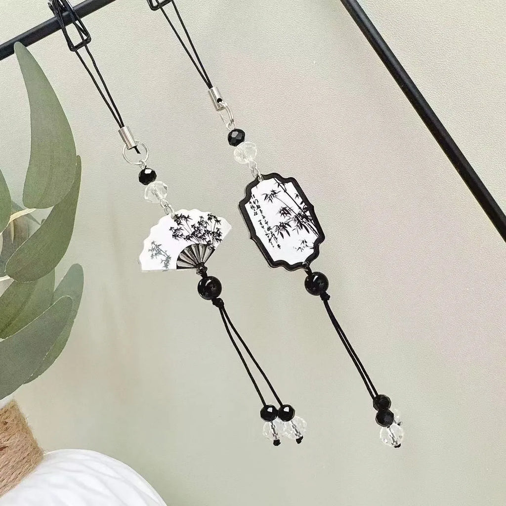 Chinese Guofeng style pendant keychain with floral pattern in baking varnish coated beads