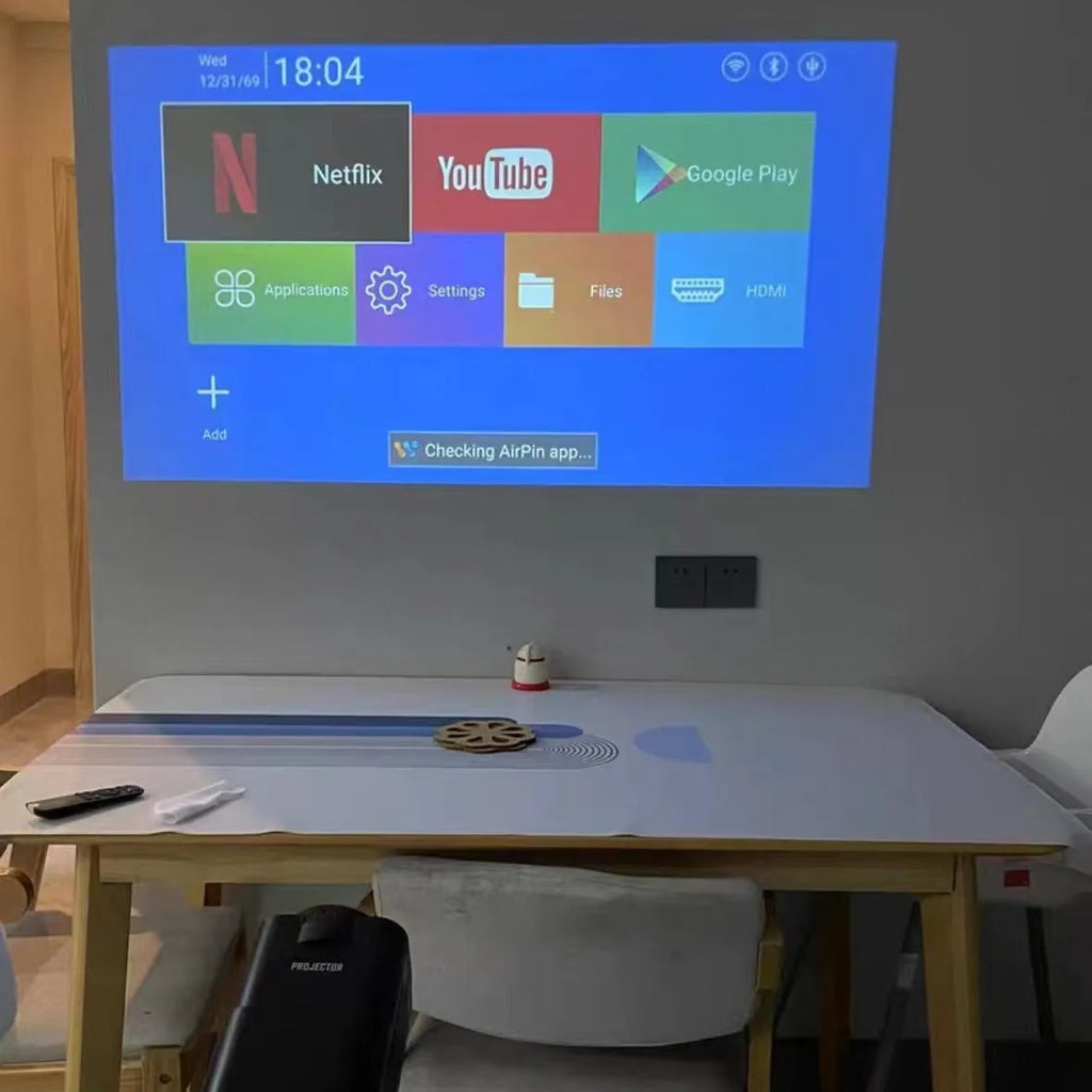 720p HD wireless home projector for gaming with multi-standard power compatibility
