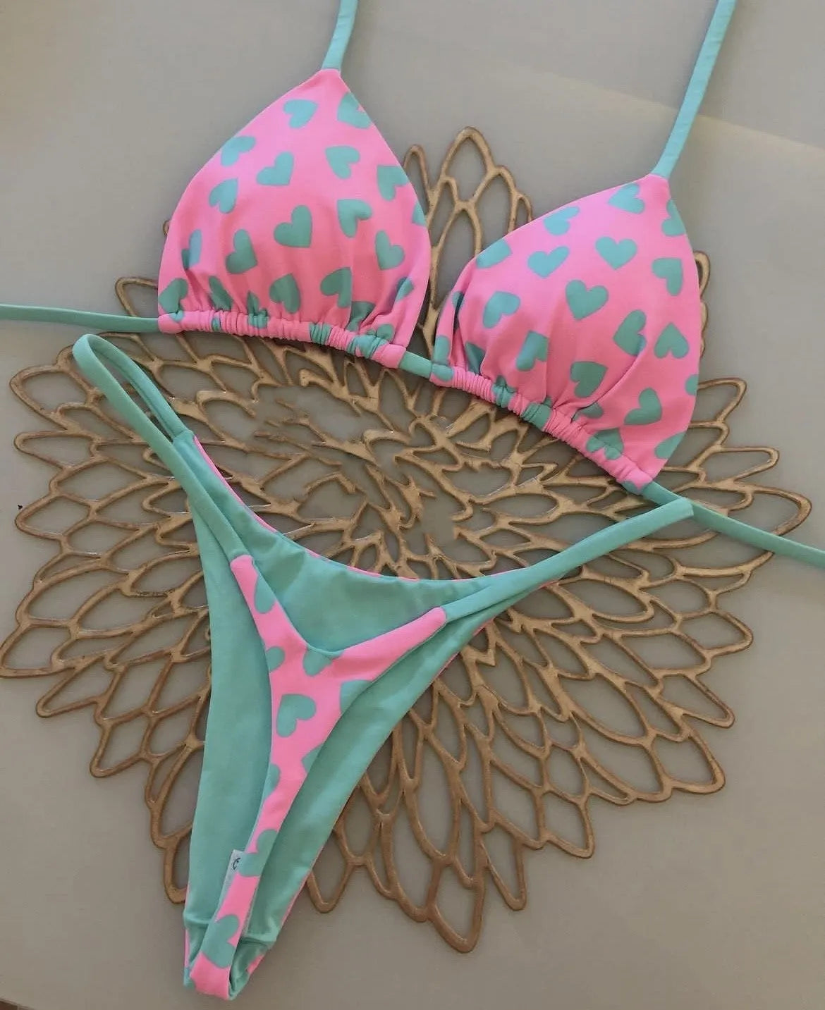 Heart print backless swimsuit with split sides in quick-drying nylon fabric