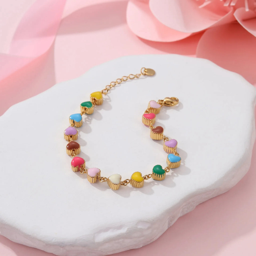 Love heart-shaped titanium steel women's bracelet with 18K electroplating in gold or steel colour