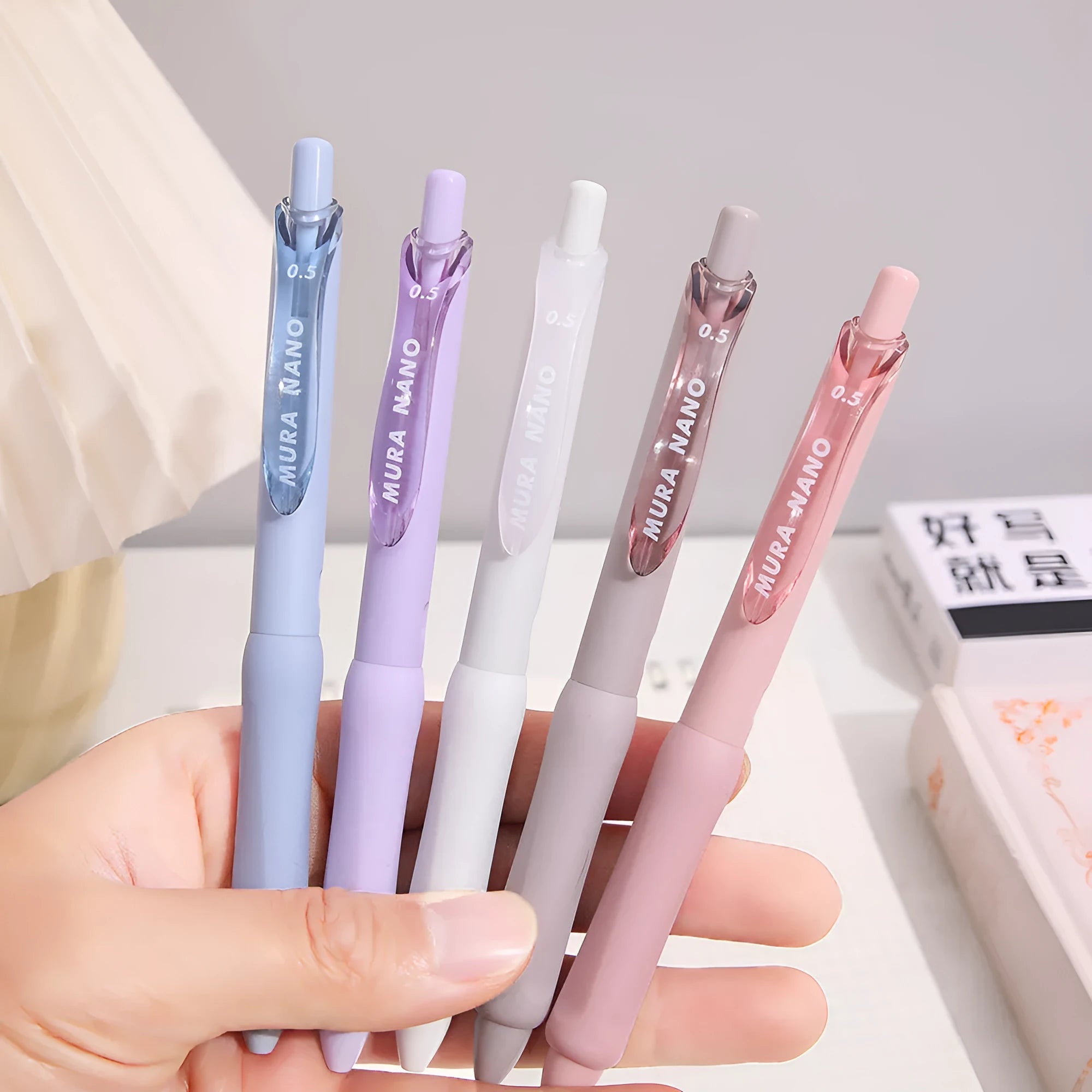 Macaron colour student gel pen with 0.5mm metal tip and press mechanism in smoked brown, powder and white options