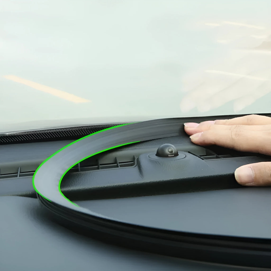 Mitsubishi Outlander dashboard soundproof seal strip showing 1.6 metre length and six card slots