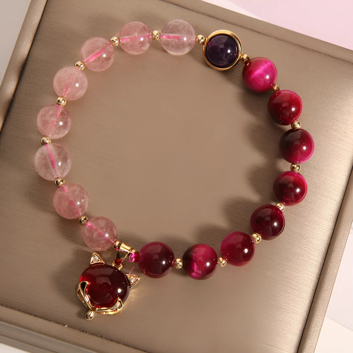 Natural strawberry crystal bracelet with elastic rope in picture colour, 18cm uniform size