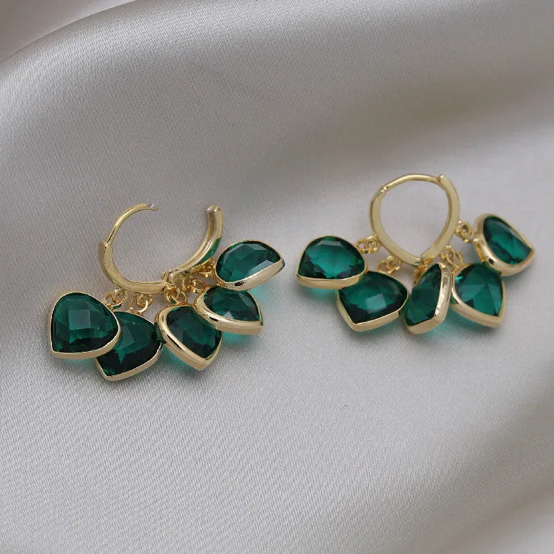 Green heart pendant ear clip earrings in Korean style with copper and artificial gemstone construction
