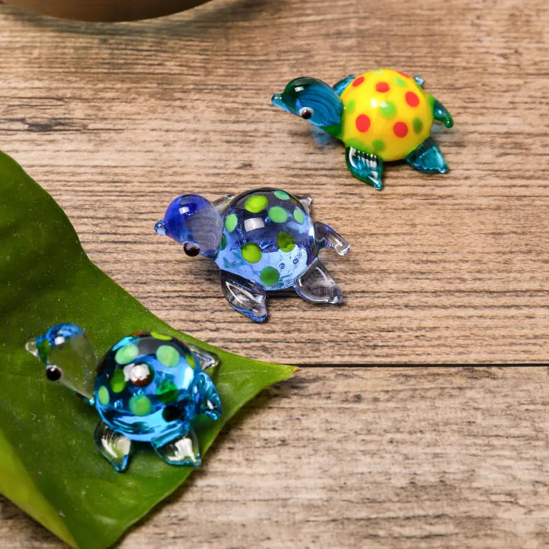 Geometric glass turtle ornament in modern simplicity style for desktop decoration.