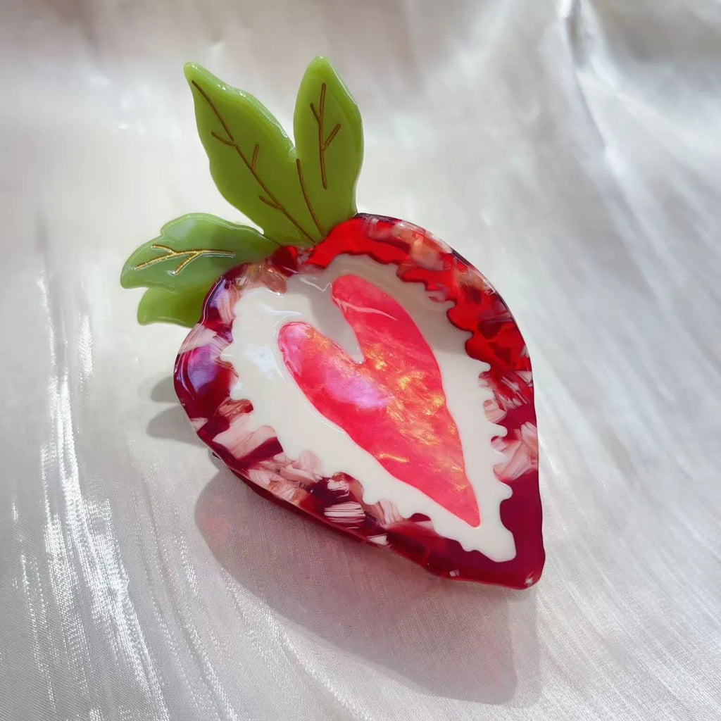 Handmade strawberry hairpin in pastoral style, available in red and pink colours for girls' hair accessories.