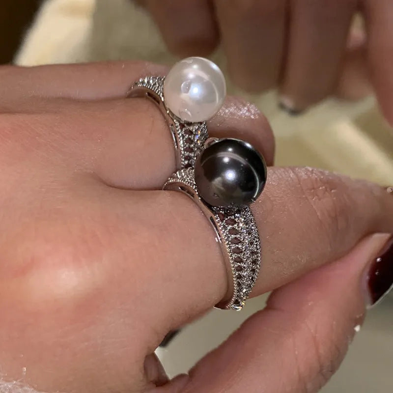 Adjustable copper finger ring with geometric black pearl design, open index construction