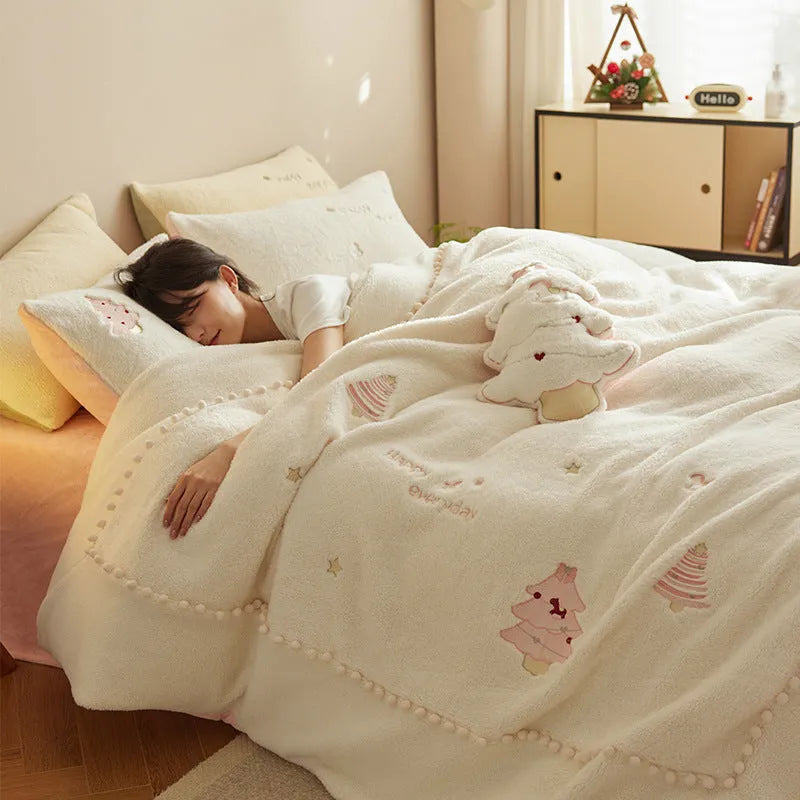Winter milk fibre four-piece bedding set with Christmas tree pattern on quilt cover, sheet and pillowcases