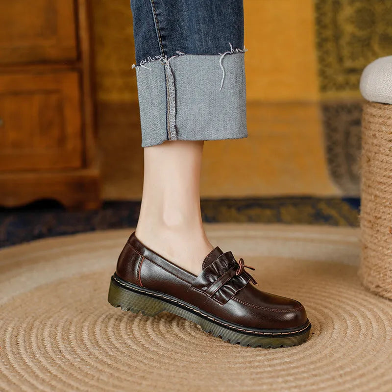 Women's brown leather chunky heel shoes with round toe and low-top design