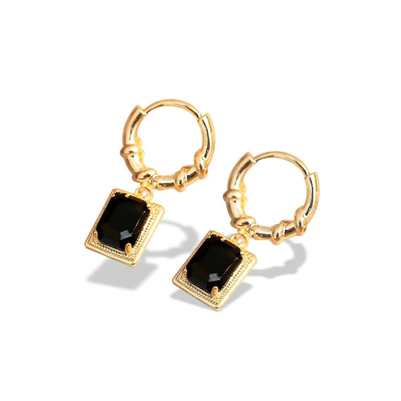 Black geometric quadrilateral copper earrings with a French Court retro design for women.