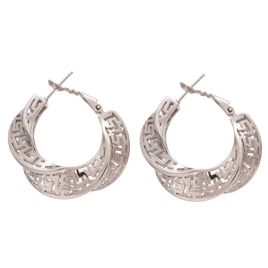 Twisted round geometric hollow stud earrings for women in gold or silver finish