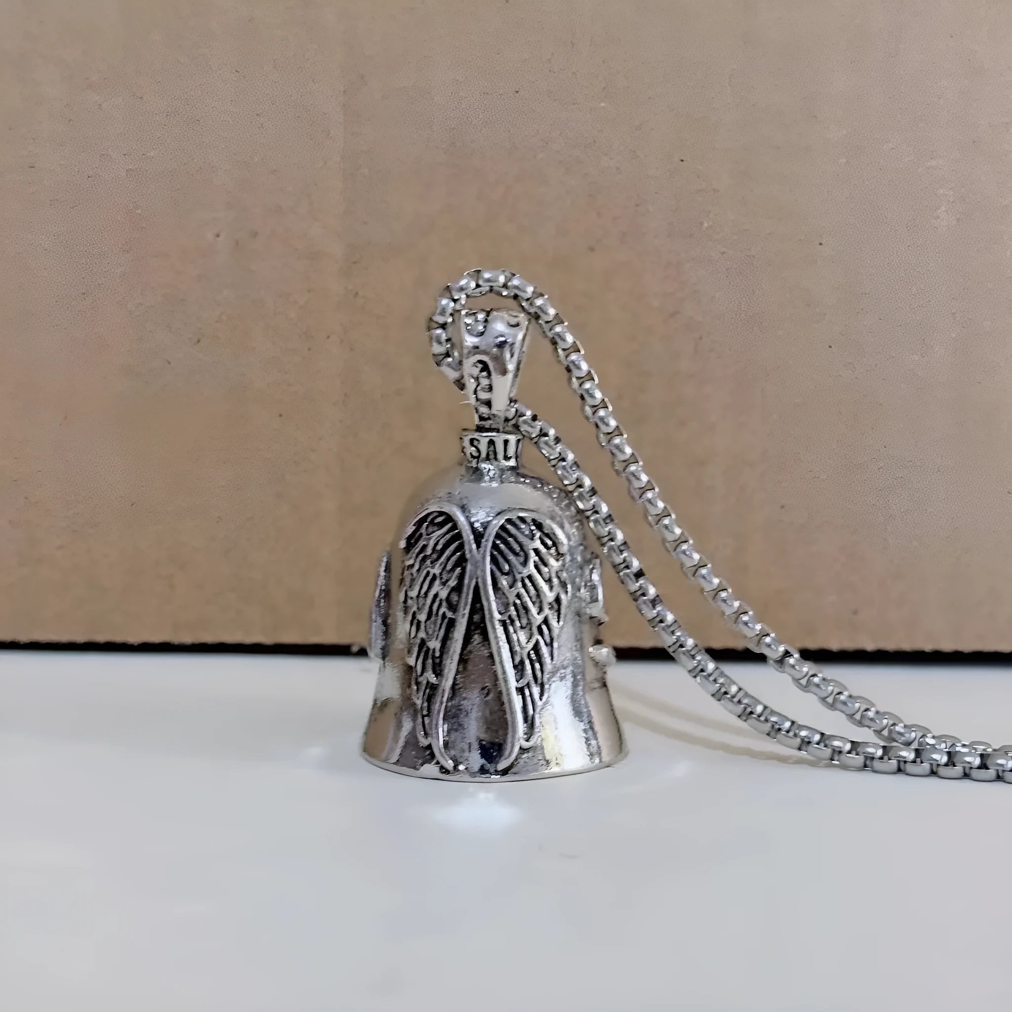 Vintage angel wings necklace and keychain set with silver electroplated finish and feather pendant design