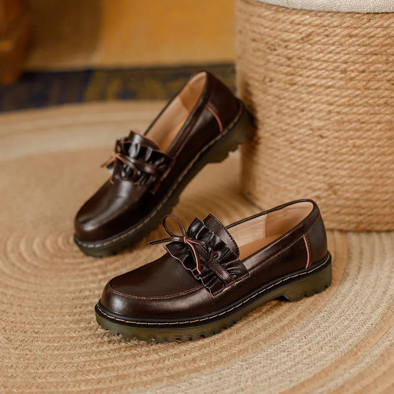 Women's brown leather chunky heel shoes with round toe and low-top design