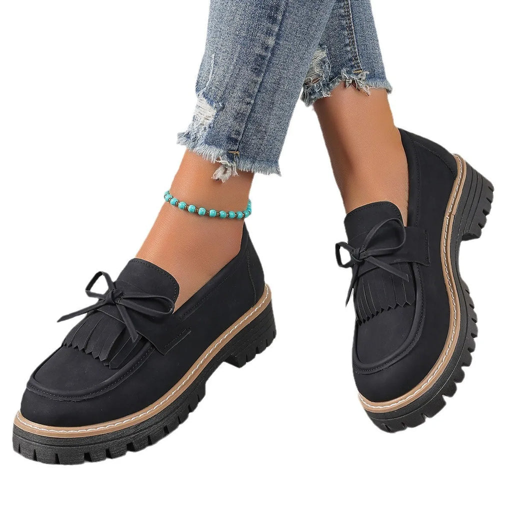 Plus size women's black loafers with tassel and bowknot decoration, chunky heel, round toe