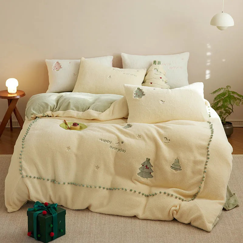 Winter milk fibre four-piece bedding set with Christmas tree pattern on quilt cover, sheet and pillowcases