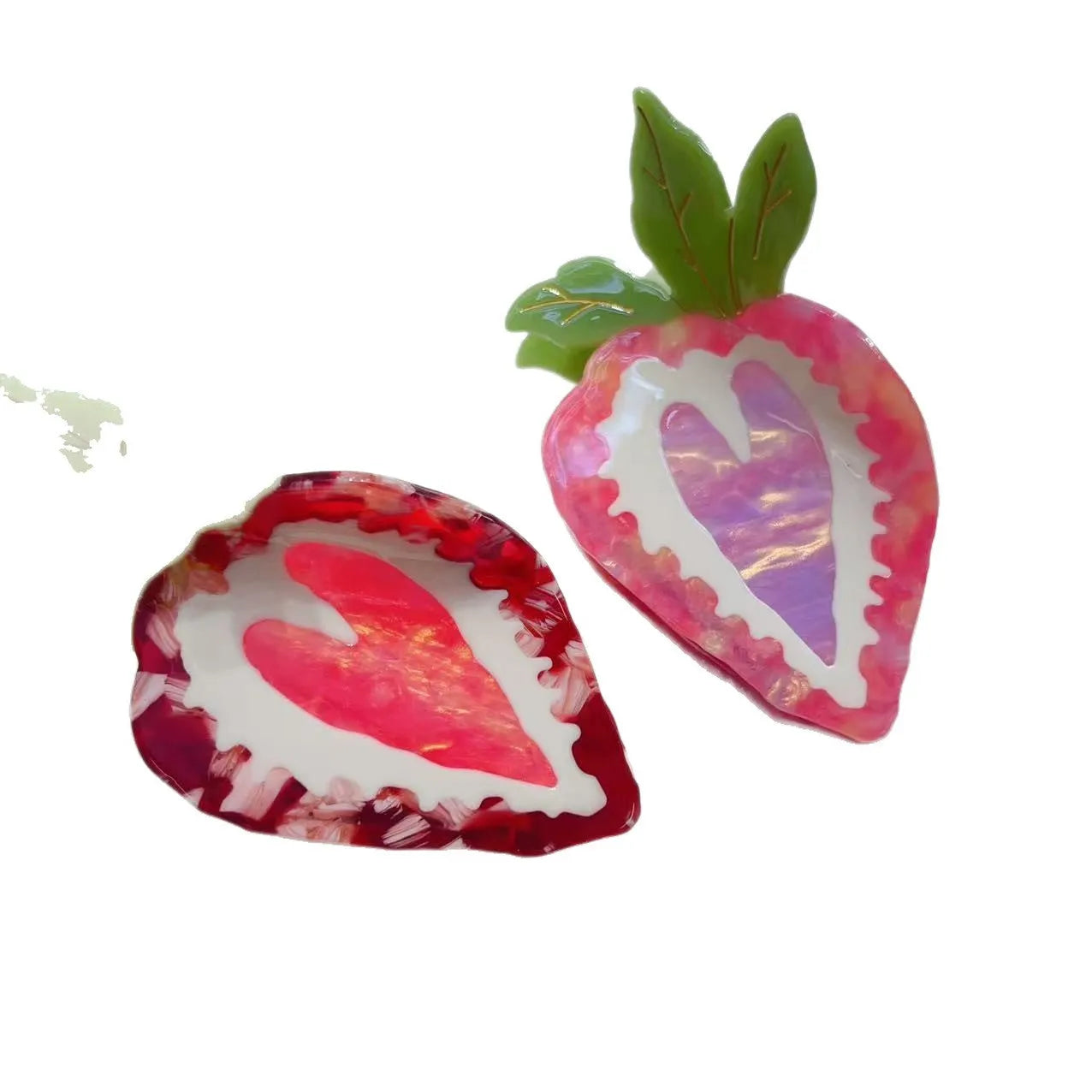 Handmade strawberry hairpin in pastoral style, available in red and pink colours for girls' hair accessories.