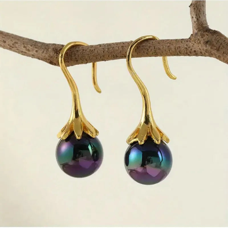 Gold retro fashion women's earrings with electroplated alloy construction for office wear