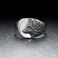 Silver geometric wolf ring for men with retro domineering design