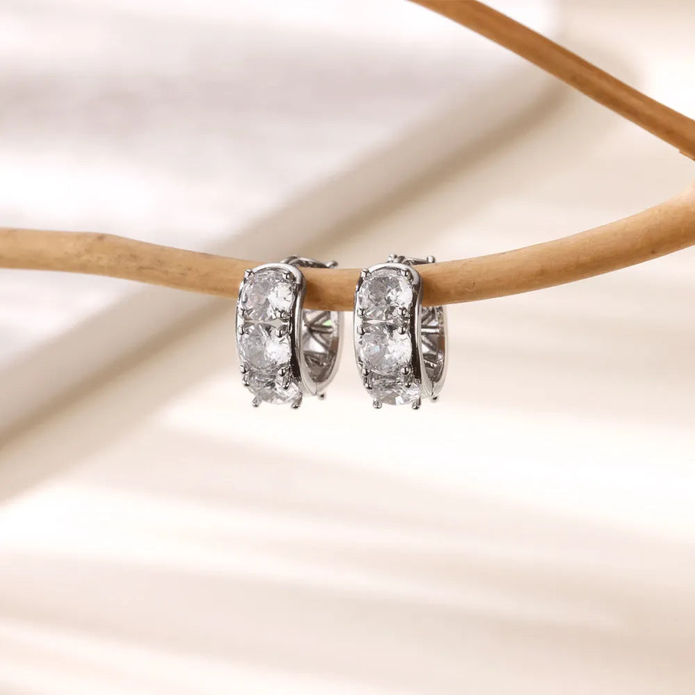 Stainless steel U-shaped clip-on earrings for women with inlaid zircon detail in colour E5772P.