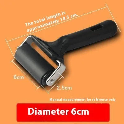 6cm black rubber paint roller with metal bracket for smooth and even paint coverage