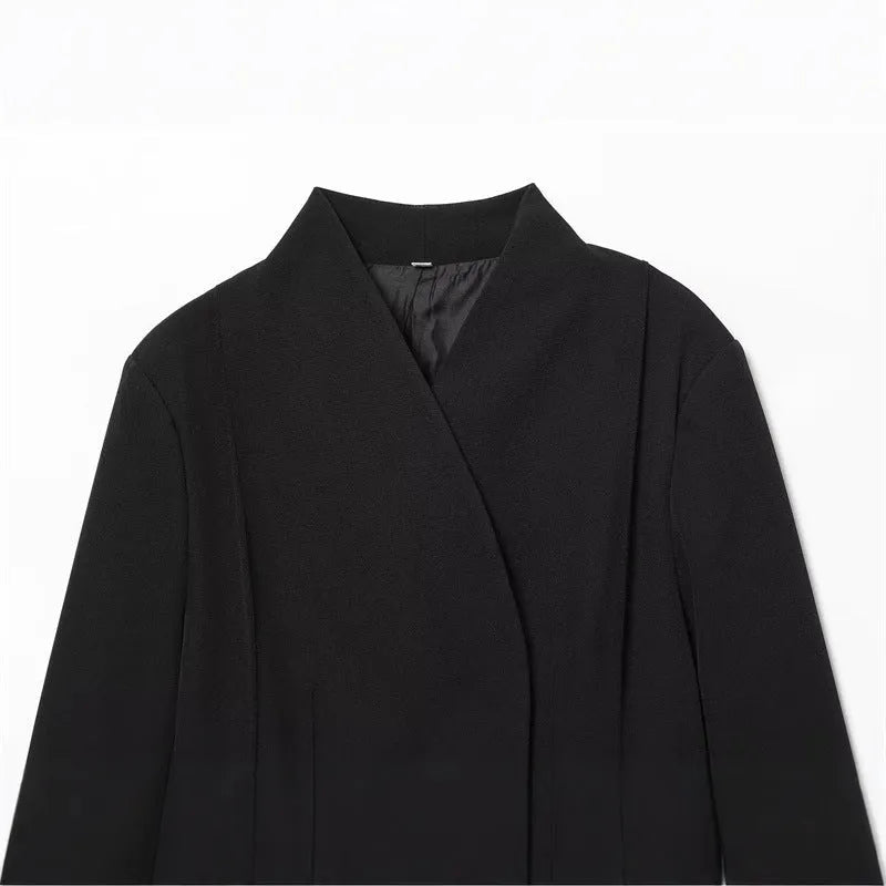 Women's black slim-fit long-sleeved suit jacket in blended polyester, sizes XS to L