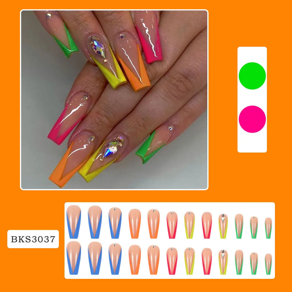 Detachable false nail tips with diamond colour French finish and love heart patterns