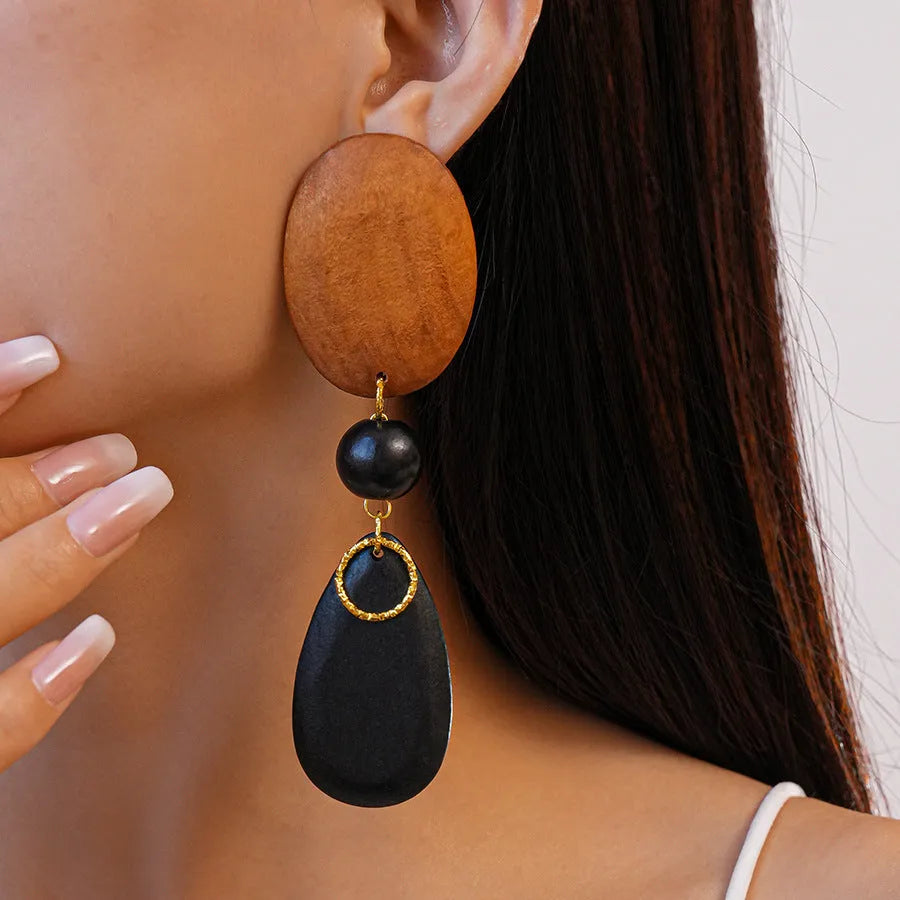 Wooden retro earrings with ellipse design in brown black colour European American style