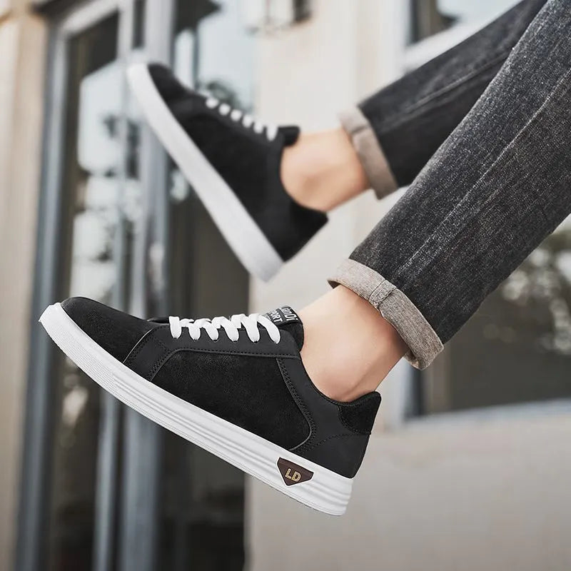 Men's black PU leather casual sneakers with snake pattern detailing and round toe design