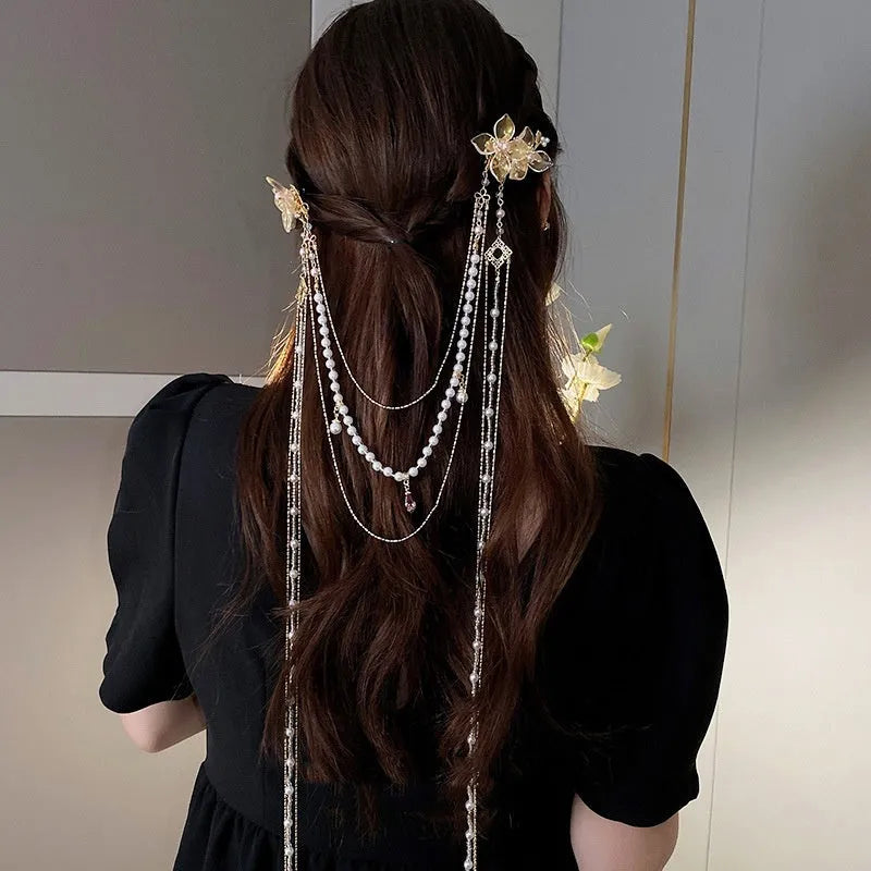 Women's pearl diamond flower hairpin with gold grip and long tassel decorative accessory